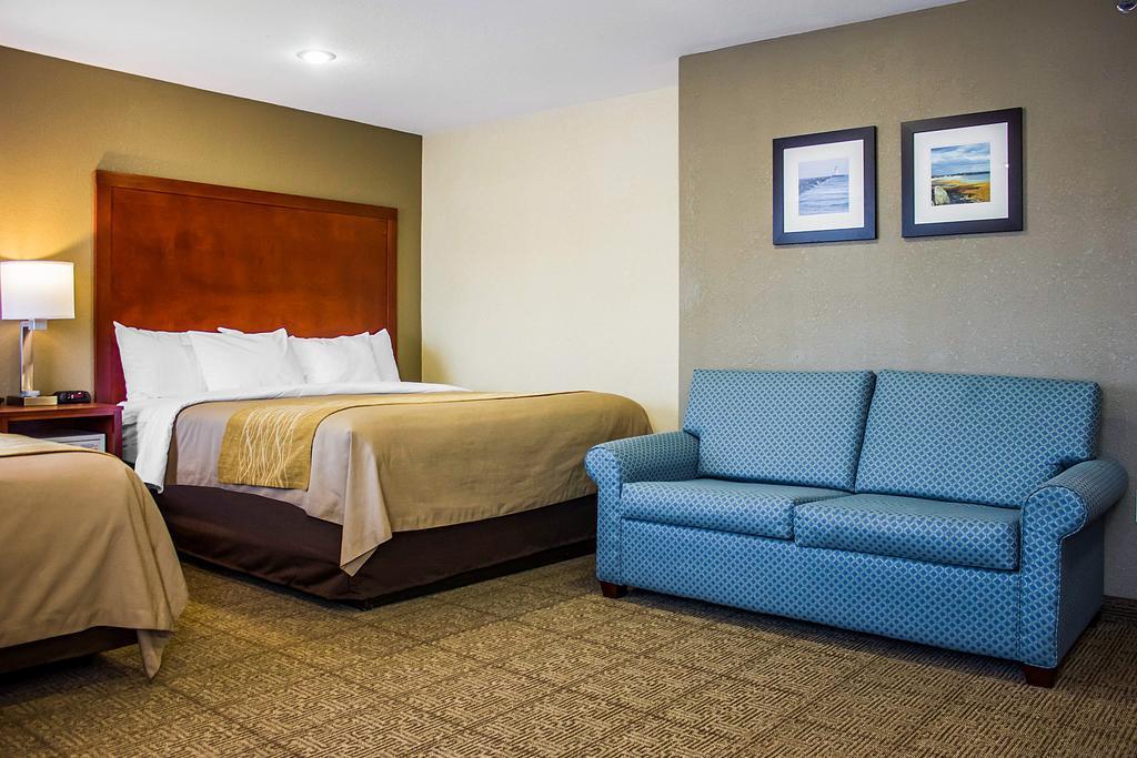 Comfort Inn Guilford Near I-95 Exterior photo