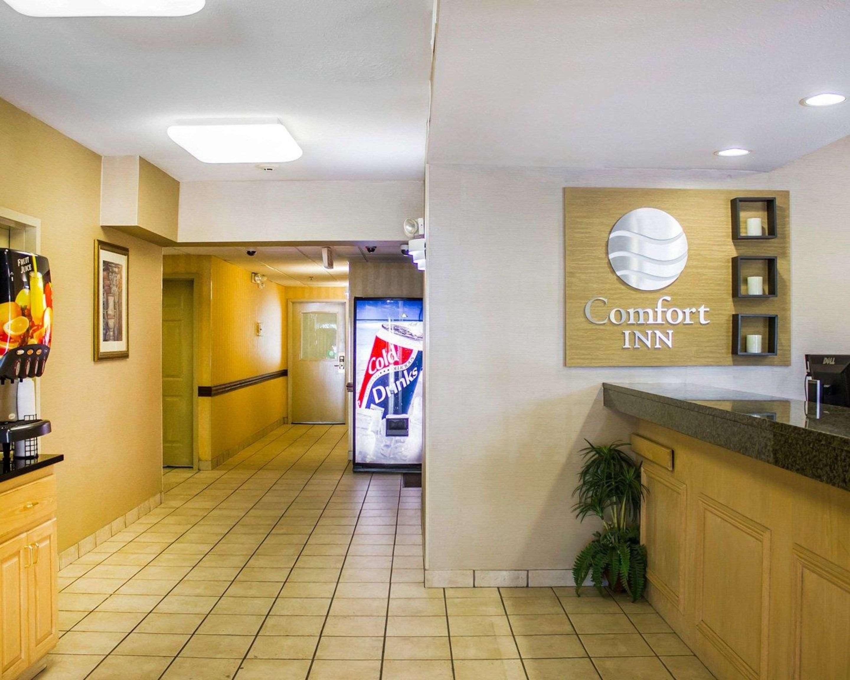 Comfort Inn Guilford Near I-95 Exterior photo