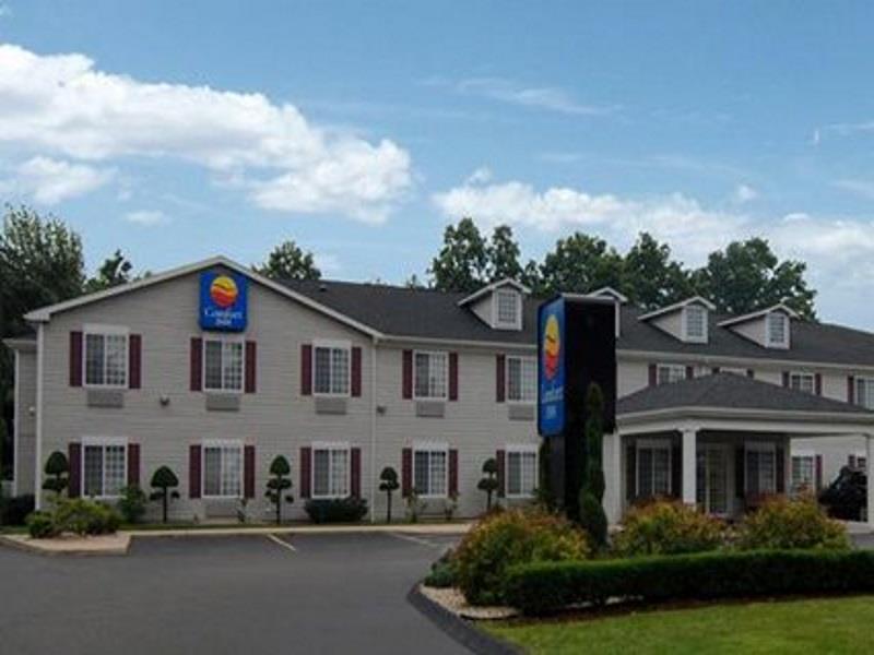Comfort Inn Guilford Near I-95 Exterior photo